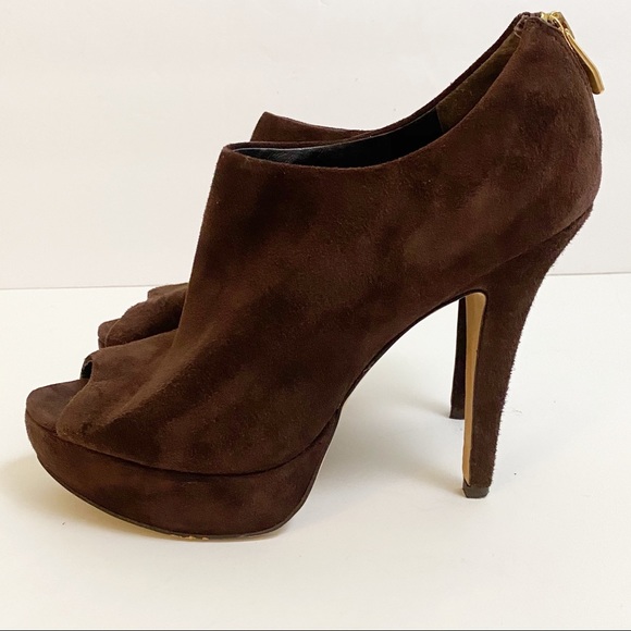 Vince Camuto Mac Brown Suede Peep Toe Bootie Heels - Picture 3 of 13